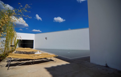 construção hotel piscina